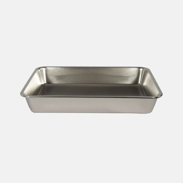 Outils de cuisine polyvalents qui peuvent être utilisés pour préparer, cuire, servir et présenter une variété de plats.