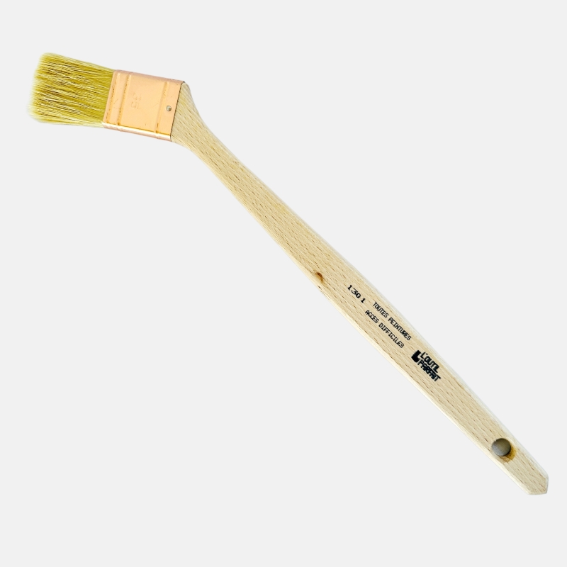 PE00413-pinc-radiat-coudee-35-OP Outil essentiel pour garder vos radiateurs et autres zones inaccessibles impeccables.