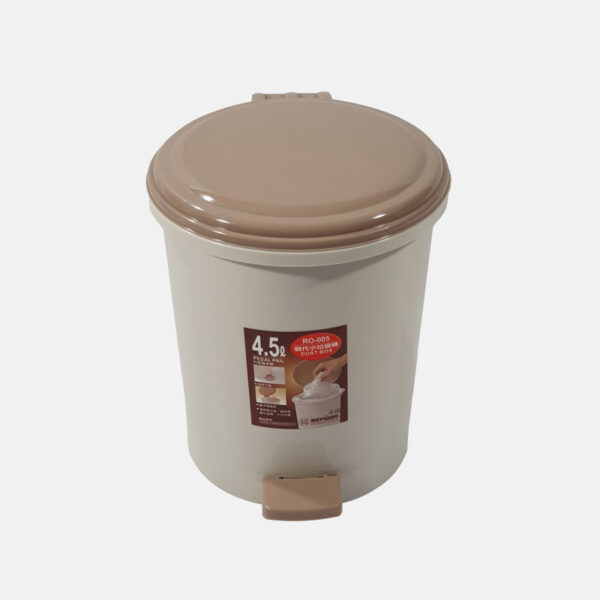 Choix pratique pour la gestion des petits déchets dans des espaces compacts.