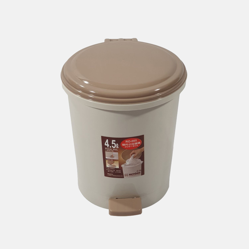 Choix pratique pour la gestion des petits déchets dans des espaces compacts.
