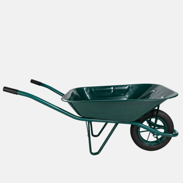 Brouette verte en alu de 65 litres de capacité.