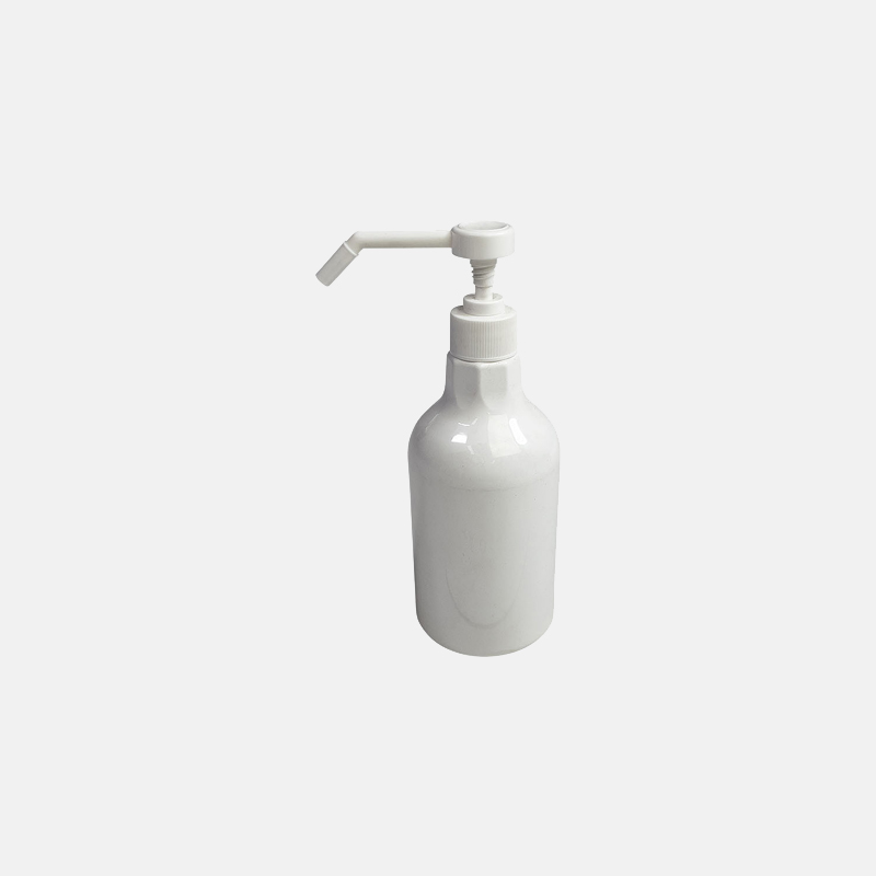 JA01466-Bouteille-cosmétique-blanc-500ml Distribution uniforme de liquide est nécessaire.