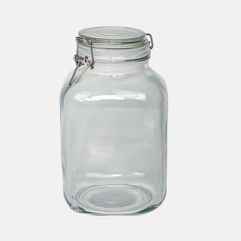 Outil de stockage polyvalent dans la cuisine, permettant de conserver des aliments.