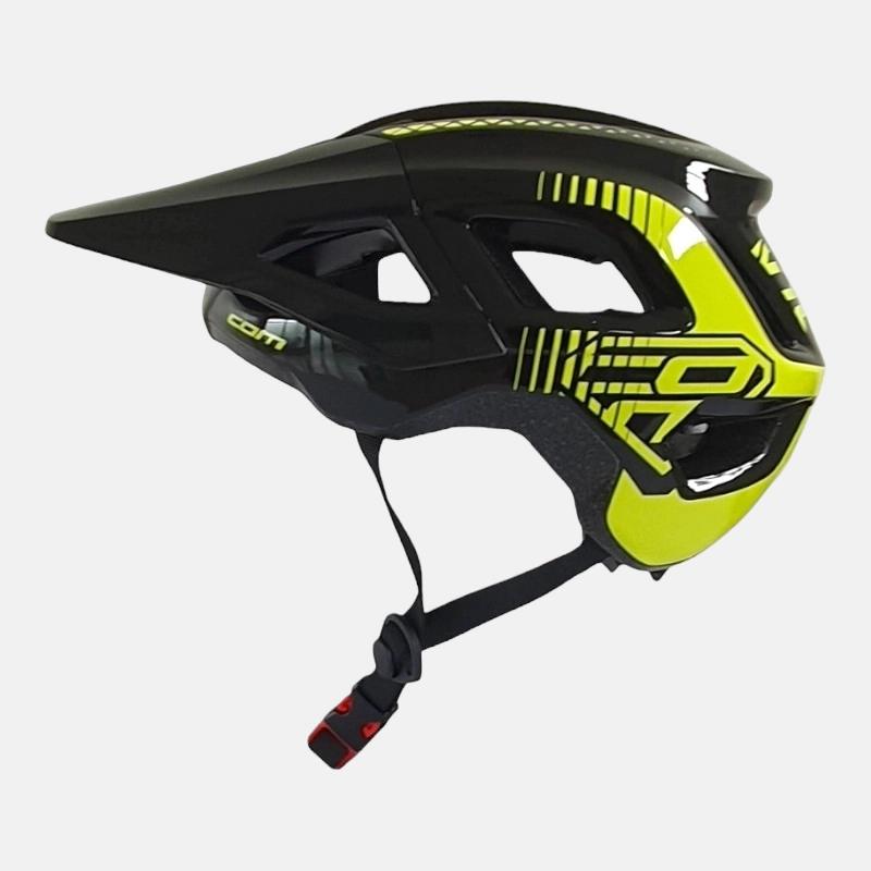 VE00725-Casque-MTB-noirvert-01 Protection optimale pour les jeunes cyclistes.