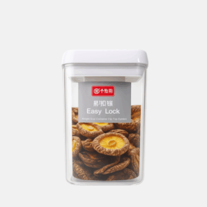 Boite alimentaire en plastique de forme carré et de 1.7 L.
