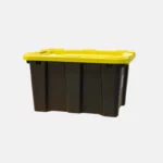 Bac noir de 100 litres avec un couvercle jaune.