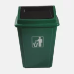 Poubelle verte de 58 litres avec une ouverture basculante
