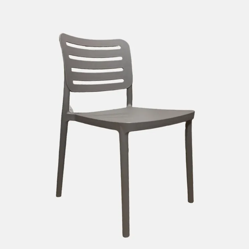 chaise sans accoudoirs de couleur grise