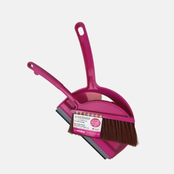 Set de balayette et de sa pelle en plastique