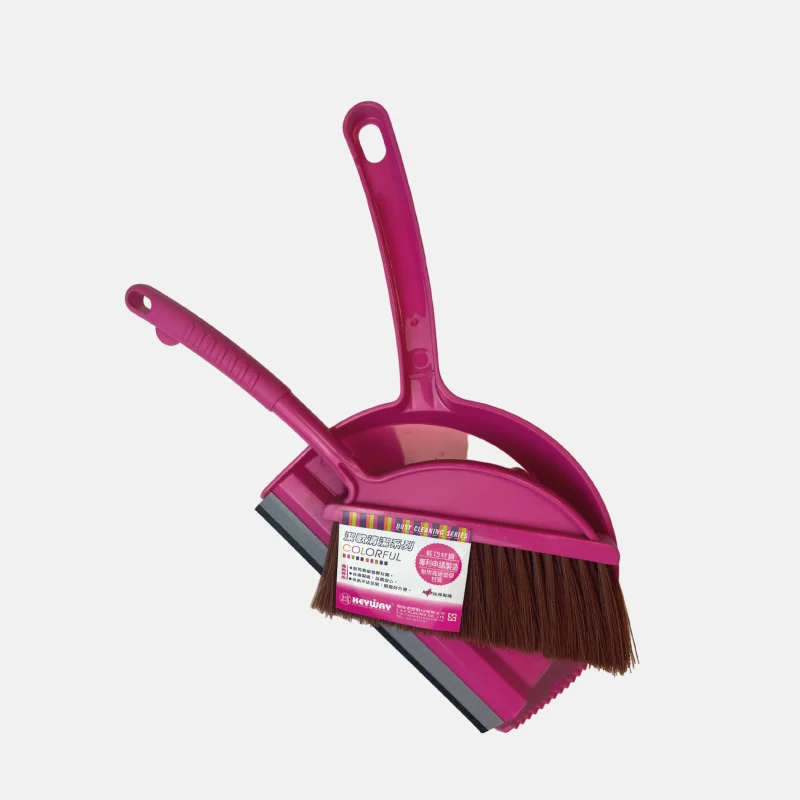 Set de balayette et de sa pelle en plastique