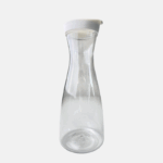 Pichet à eau en plastique sans manche de 1080 ml.