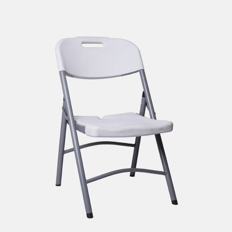 Chaise en plastique pliable et robuste parfait pour vos apéros en extérieur.