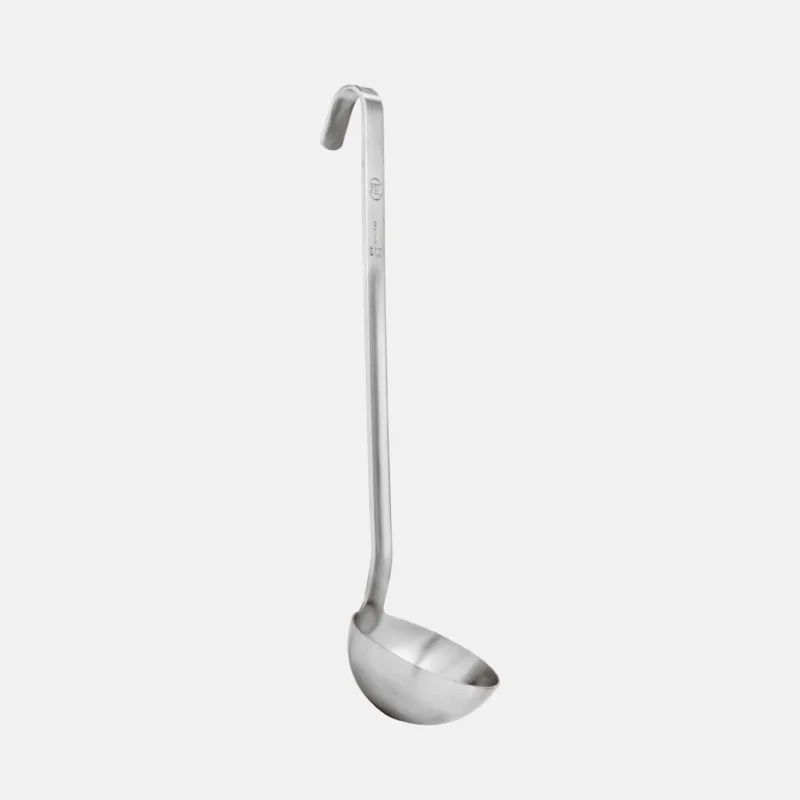 Louche en acier inoxydable de 10 cm de diamètre et de 34 cm de long