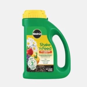 Engrais pour tous types de plantes de la marque MIRACLE GRO de 2.03 kg.