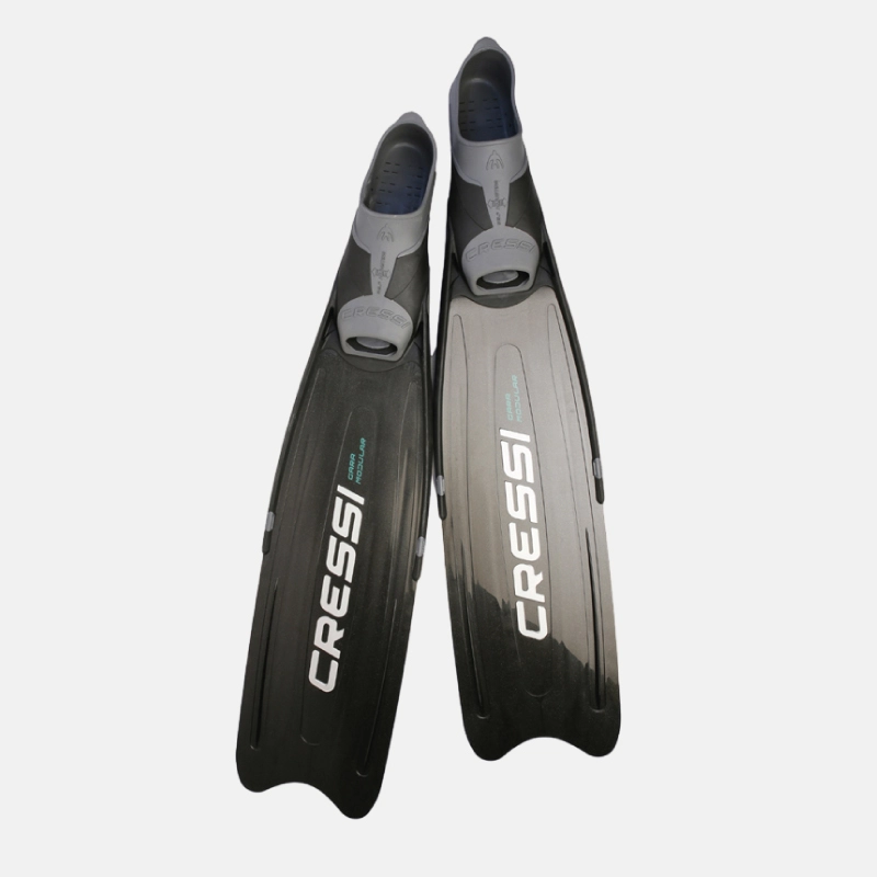 Pairs de palme de la marque CRESSI du modèle GARA 2000 de la taille 46-47