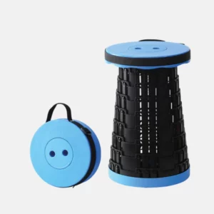 Tabouret télescopique portatif de couleur bleu foncé et noir.