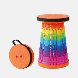 Tabouret télescopique portatif de couleur orange et multicolore.