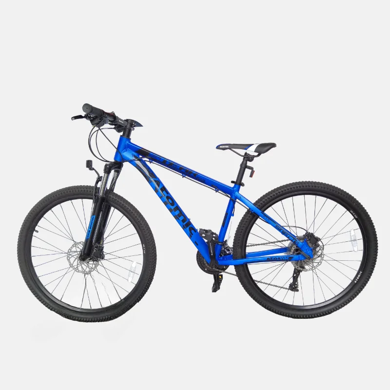 VE00836-mtb-27.5''-atomic-24v-hydraulique-bleu Vélo tout terrain MTB de 27.5 pouces avec freins hydraulique.