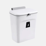 Poubelle de cuisine en plastique de 7L, fixable et en deux coloris.