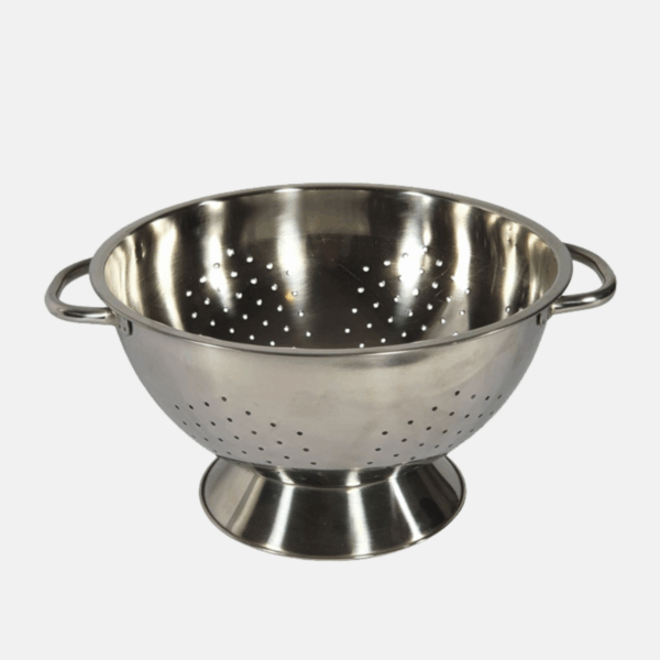 Passoire en inox de 26 cm de diamètre.