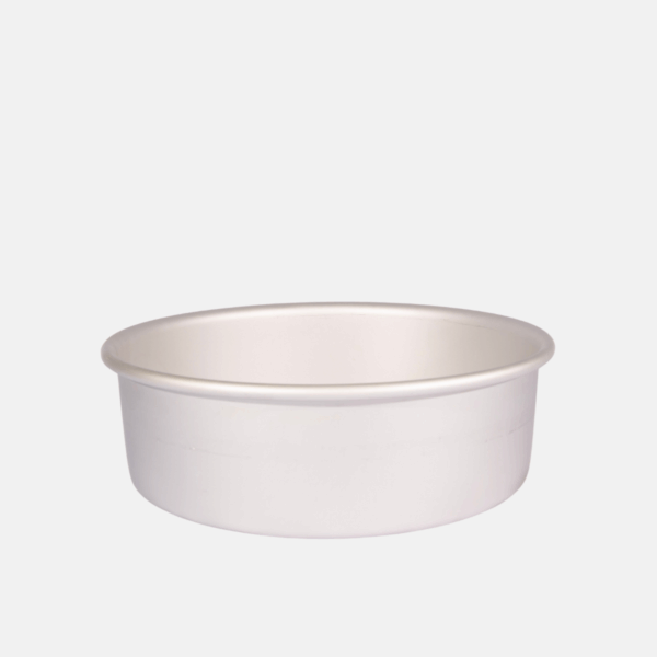 Plat gâteau rond en alu de 25 cm de diamètre.
