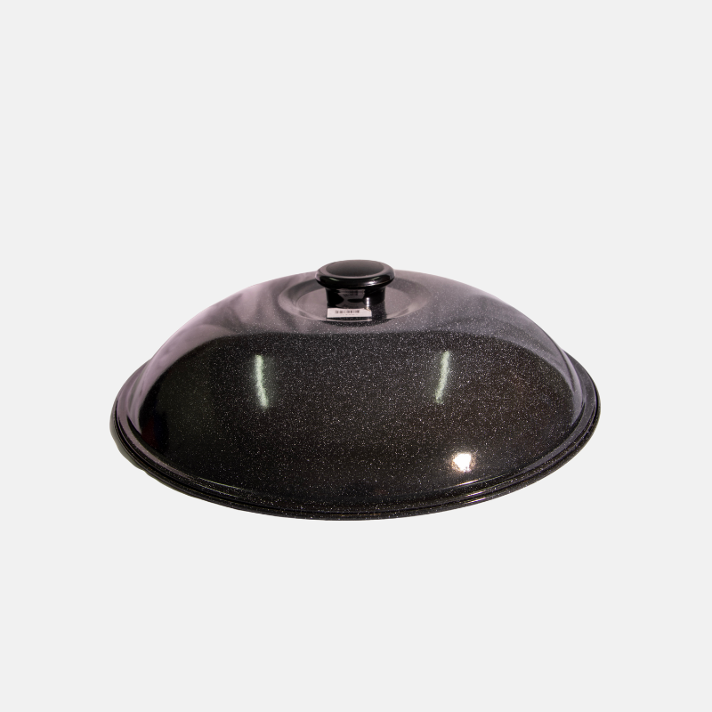 Couvercle à wok noir de 34 cm.