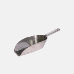 Pelle à farine en aluminium de 21 cm.