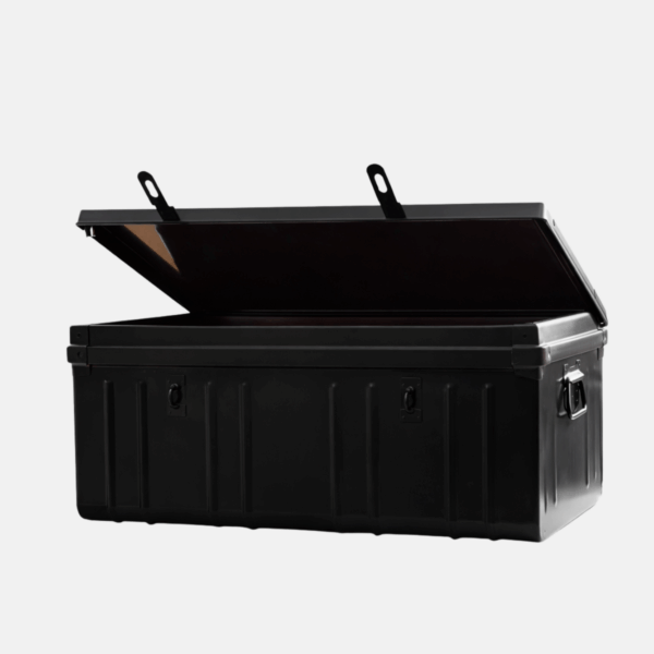 Cantine noire de 175 litres en tôle.