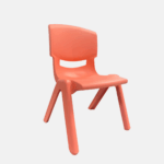 Chaise pour enfant sans accoudoir en plastique - Taille médium et de couleur orange.