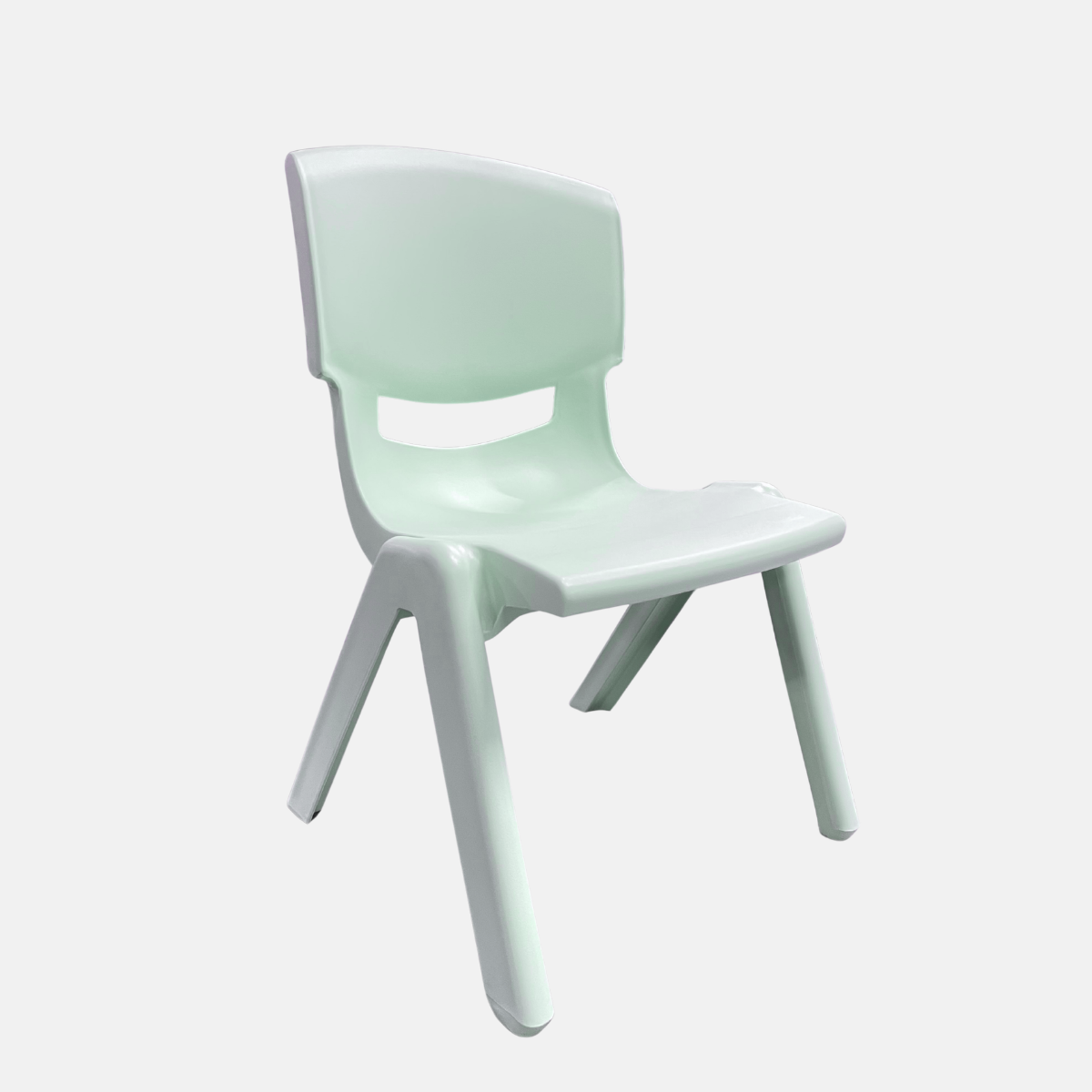 Chaise pour enfant sans accoudoir en plastique - Taille large et de couleur bleue ciel.