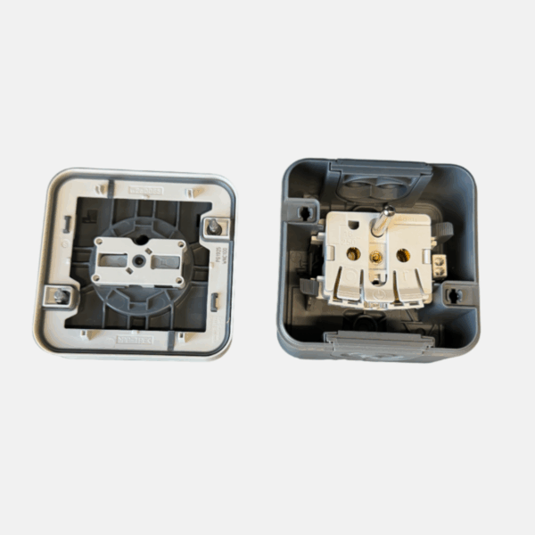 PRISE 2P+T COMPLET GRIS * – Image 2