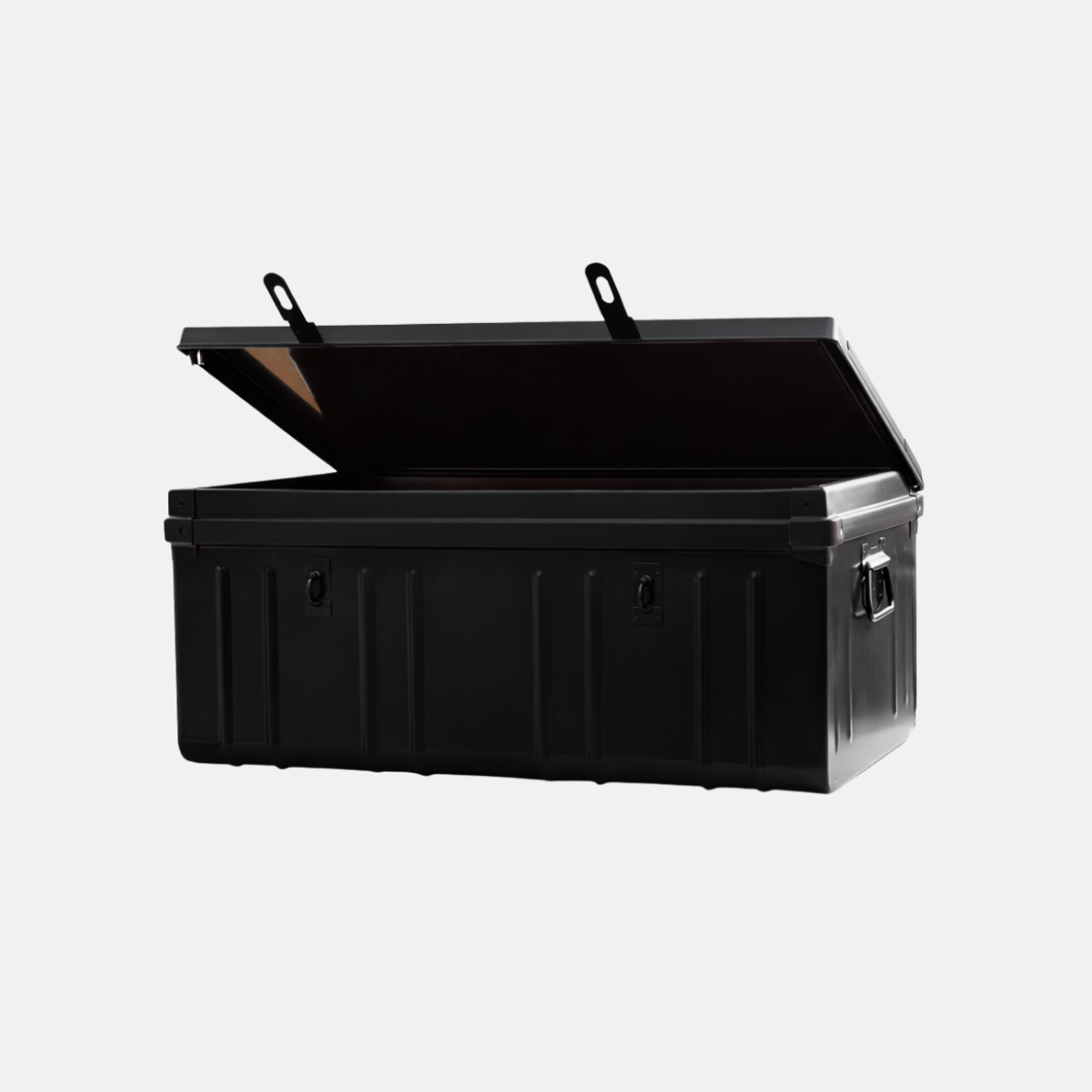 Cantine noire de 75 litres.