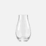 vase en verre de forme arrondie avec 2 côtés plats 6.5x6.5x20cm.
