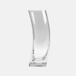 Vase en verre de forme carré élancé de 6.5x6.5x27 cm.